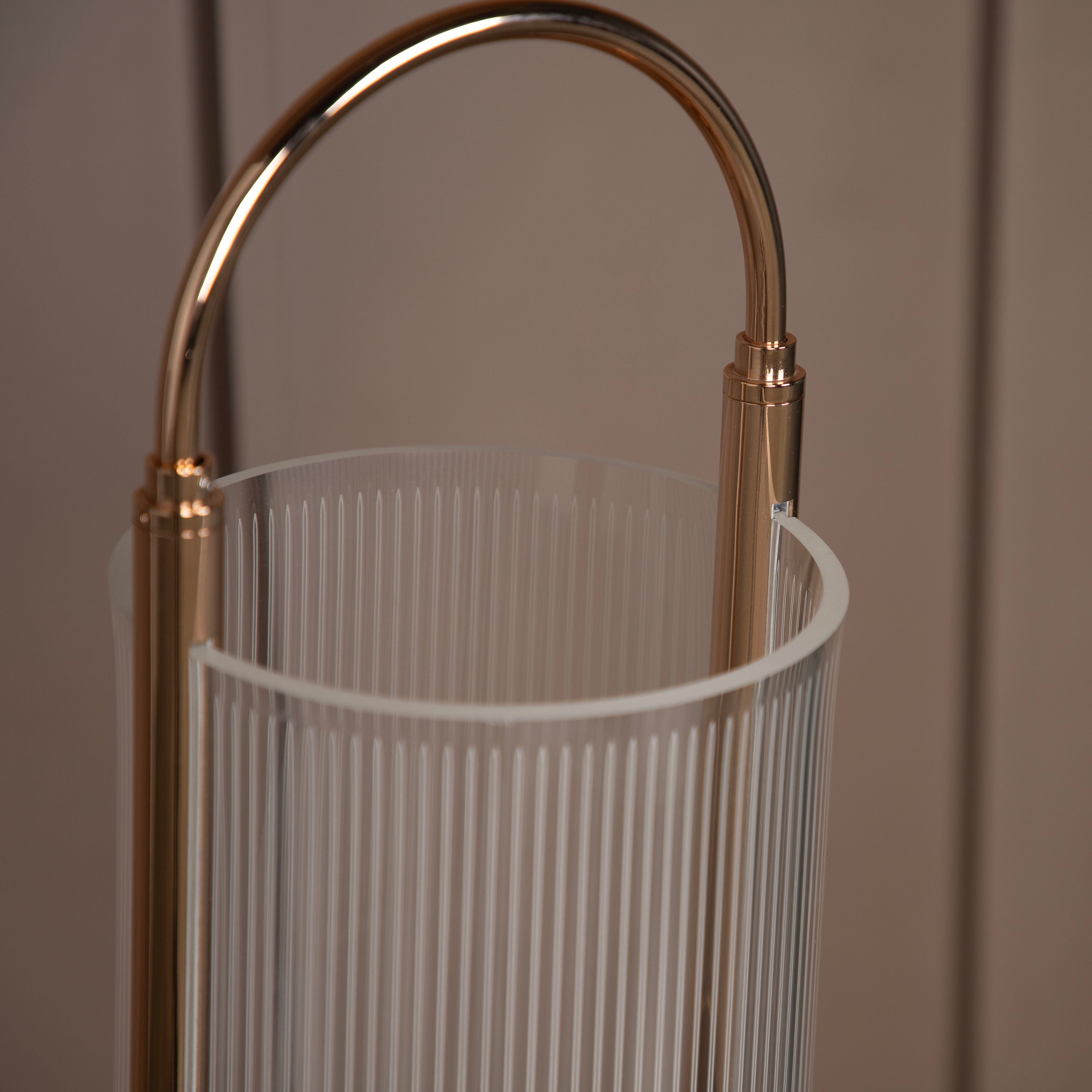 Alaca Single Acrylic Table Lamp - Heka Lighting & Trading Limited