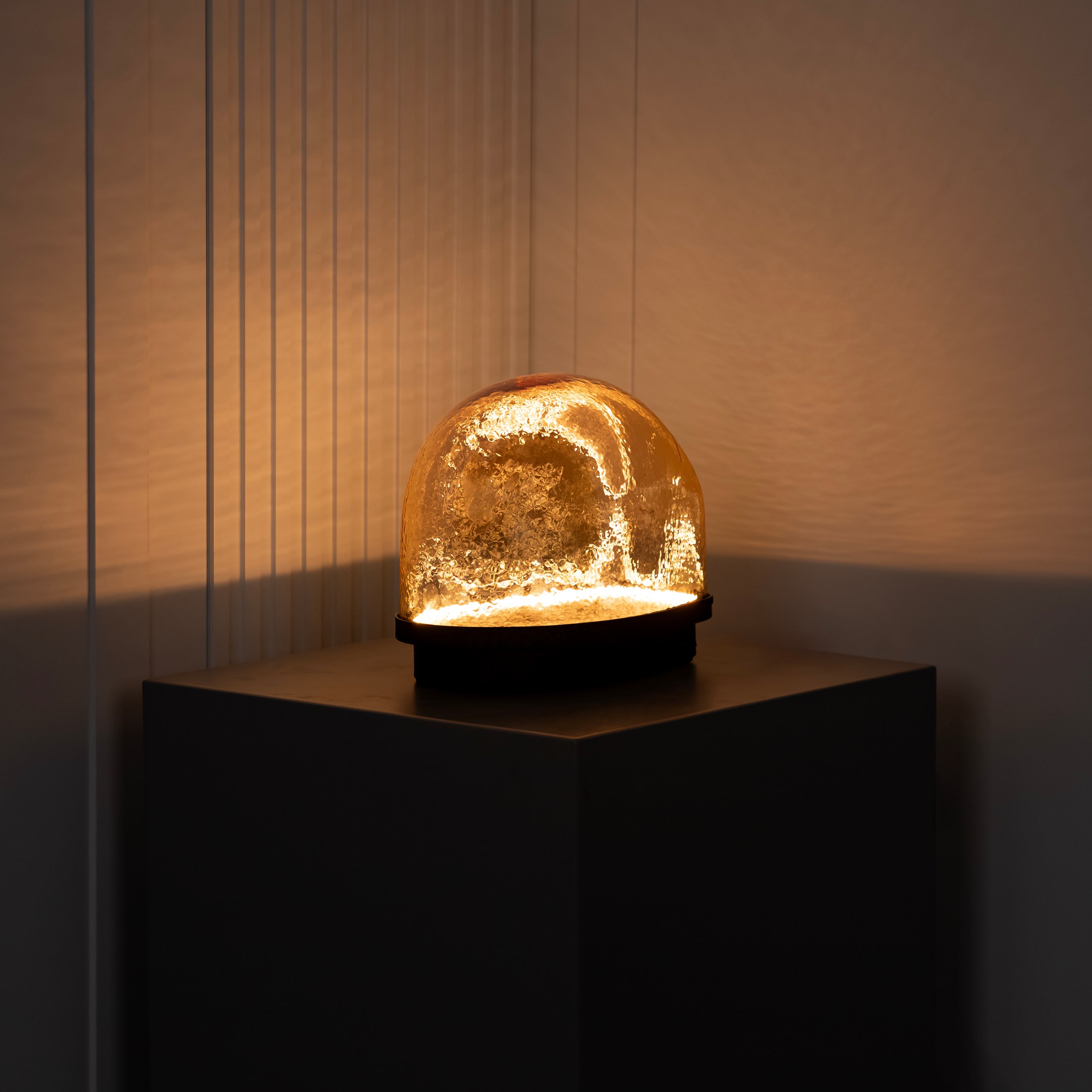 Gambia Honey Glass Black Table Lamp 28 Cm - Heka Lighting & Trading Limited