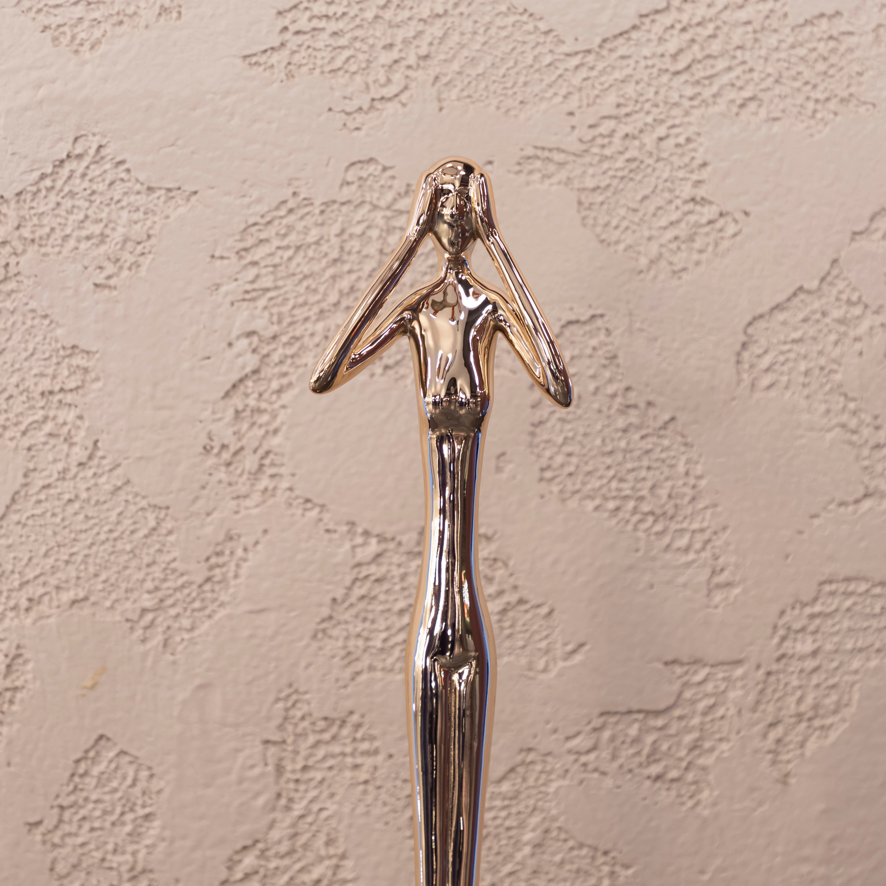 Long Figurine (I Didn'T Heard) 14X10X73 Cm