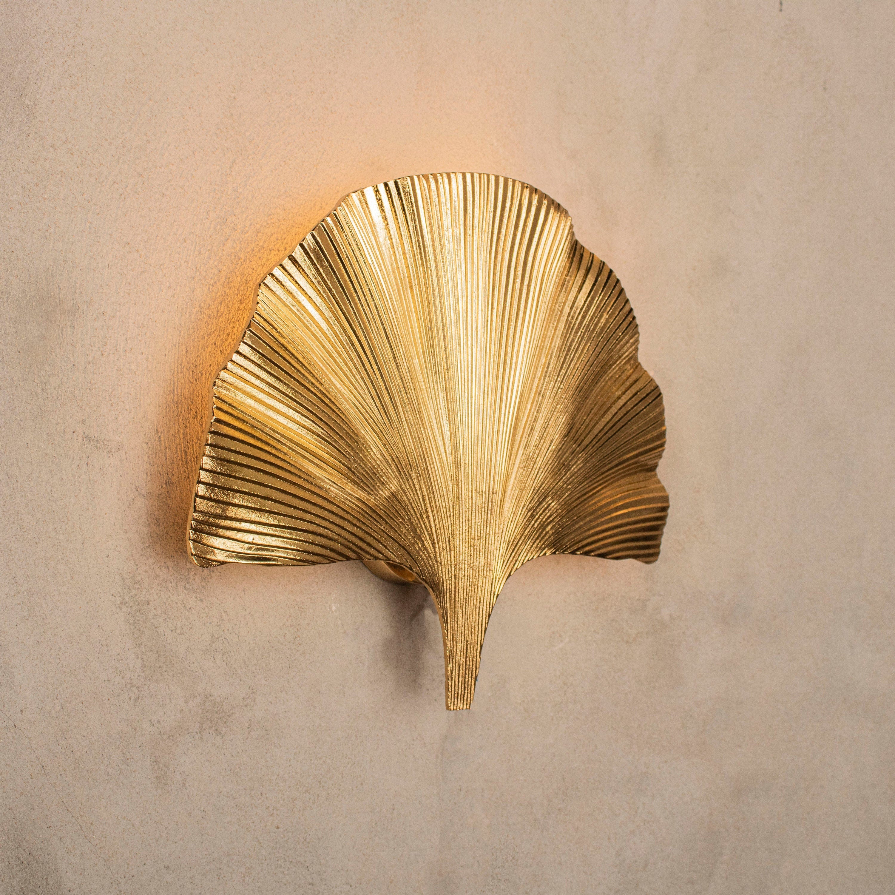 Astara Single Gi̇ngko Leaf Wall Sconce - Heka Lighting & Trading Limited