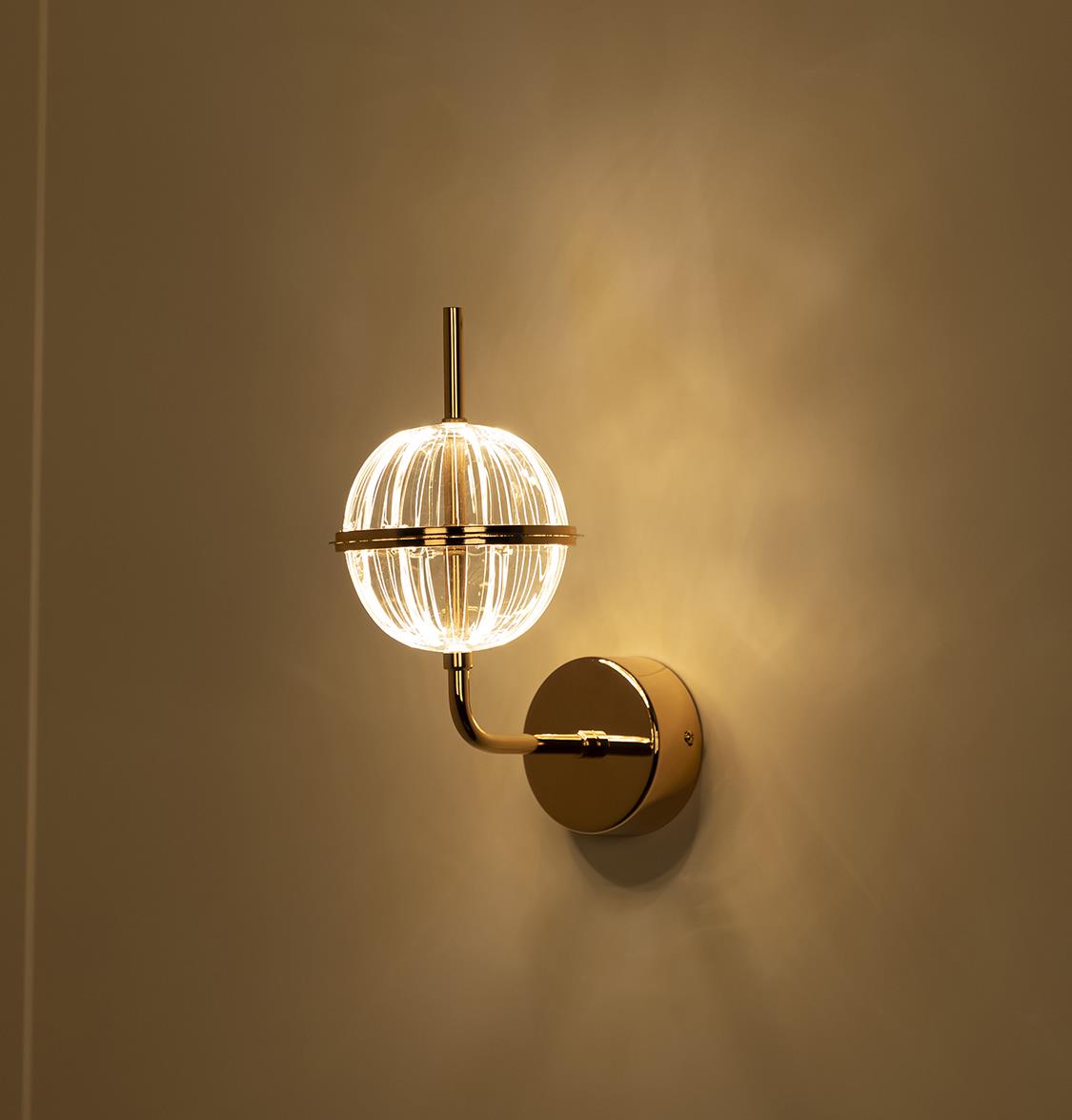 Carina Globe Transparent Acrylic Gold Led Wall Sconce 14 Cm - Heka Lighting & Trading Limited