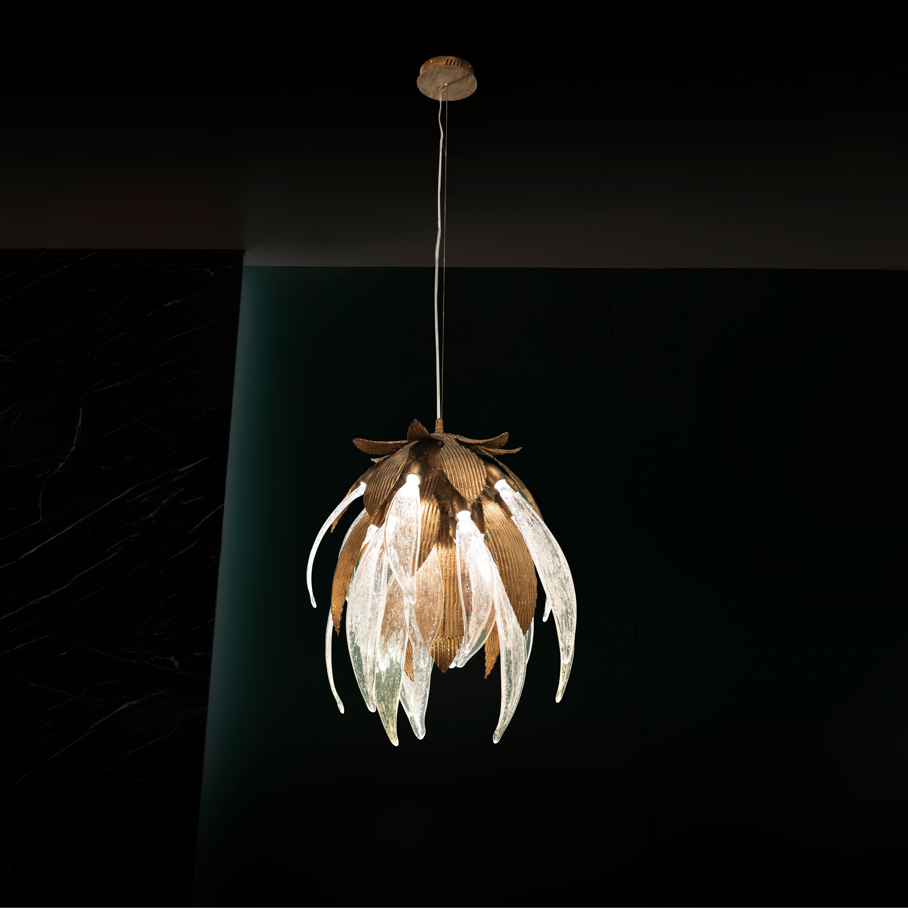 Lüksemburg 21-Pack Transparent Glass Gold Aluminum Chandelier - Heka Lighting & Trading Limited