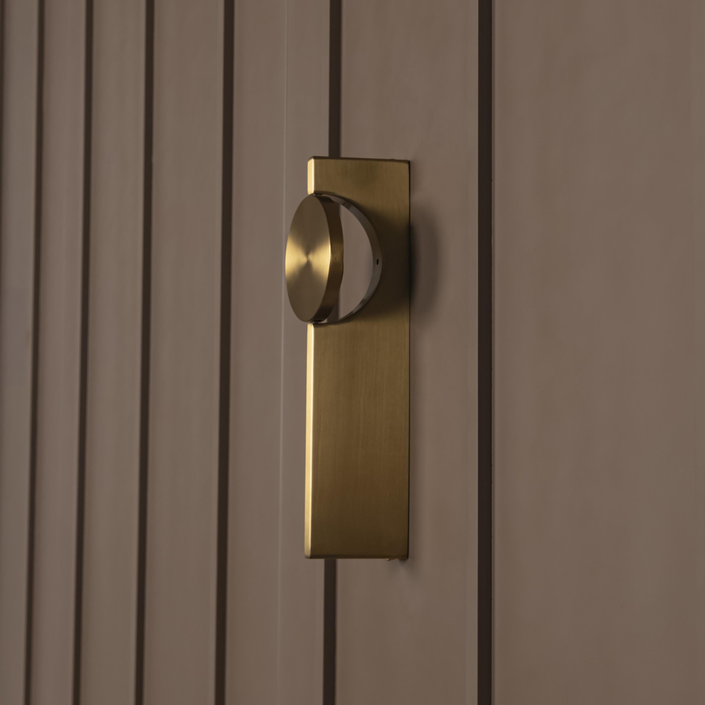 Esvatini Antique Wall Sconce | Modern Decorative Lighting For Homes & Hotels - Heka Lighting & Trading Limited