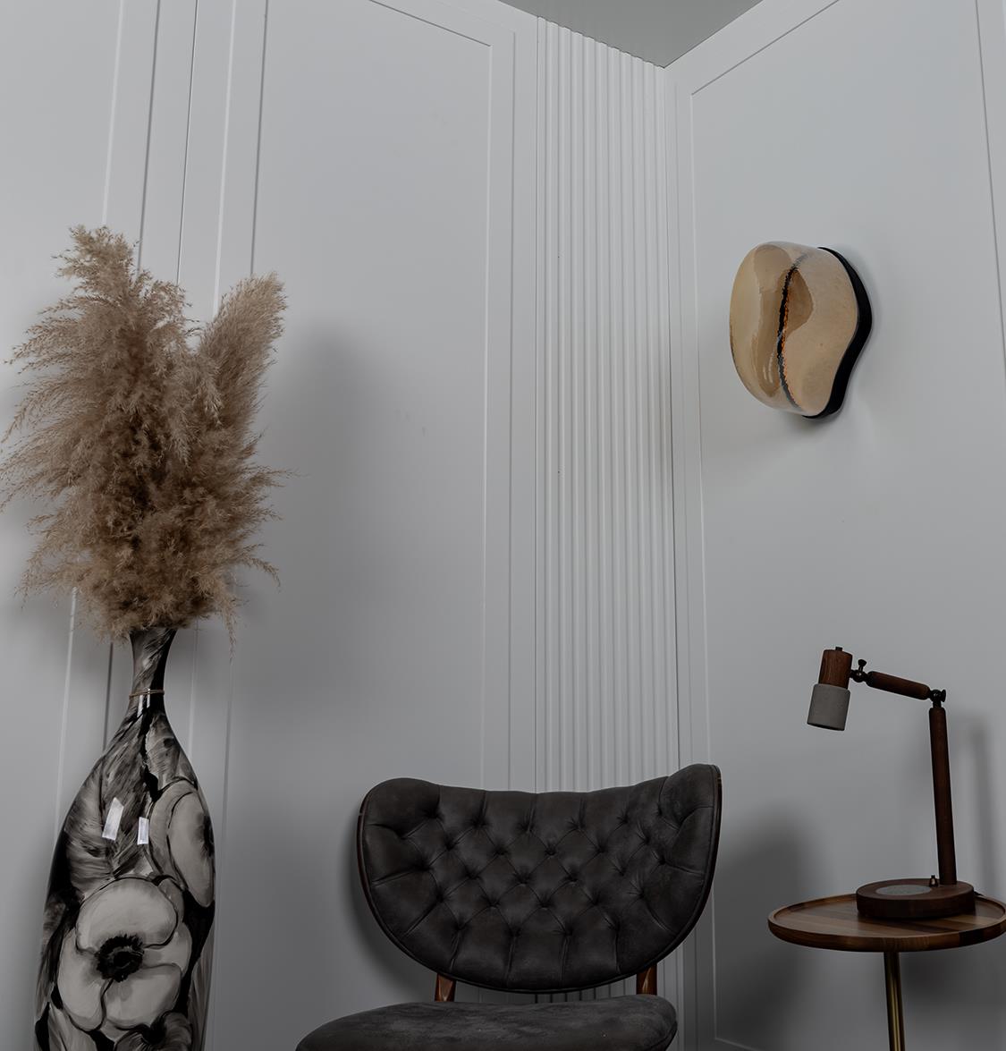 Gambia Honey Glass Black Wall Sconce 30 Cm - Heka Lighting & Trading Limited