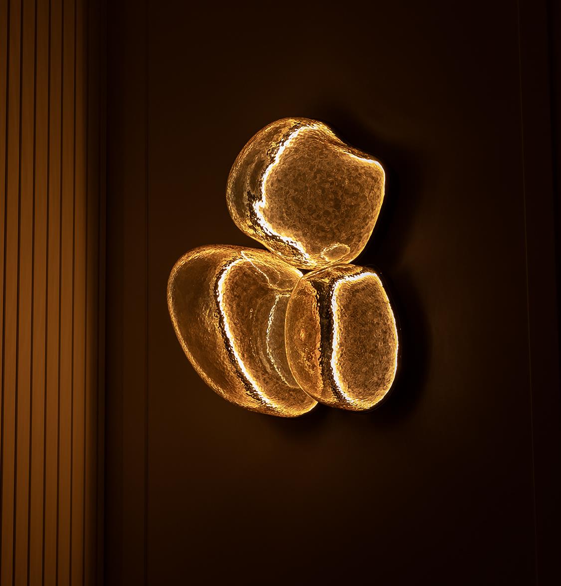 Gambia Three Honey Glass Black Wall Sconce 55 Cm - Heka Lighting & Trading Limited