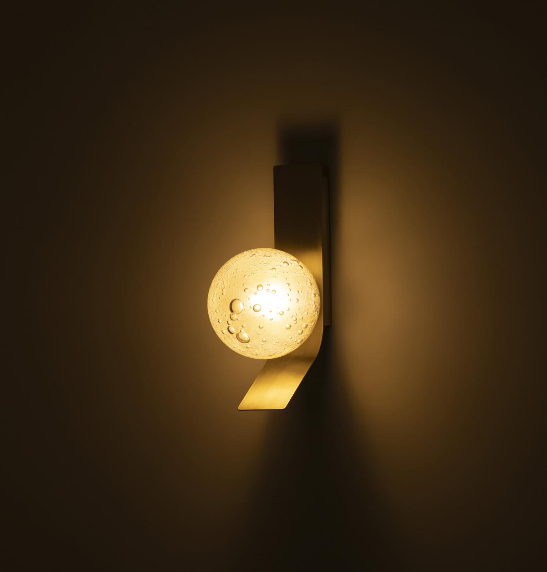 Helsingör Single Bubbly Soft Glass Antique Wall Sconce - Heka Lighting & Trading Limited