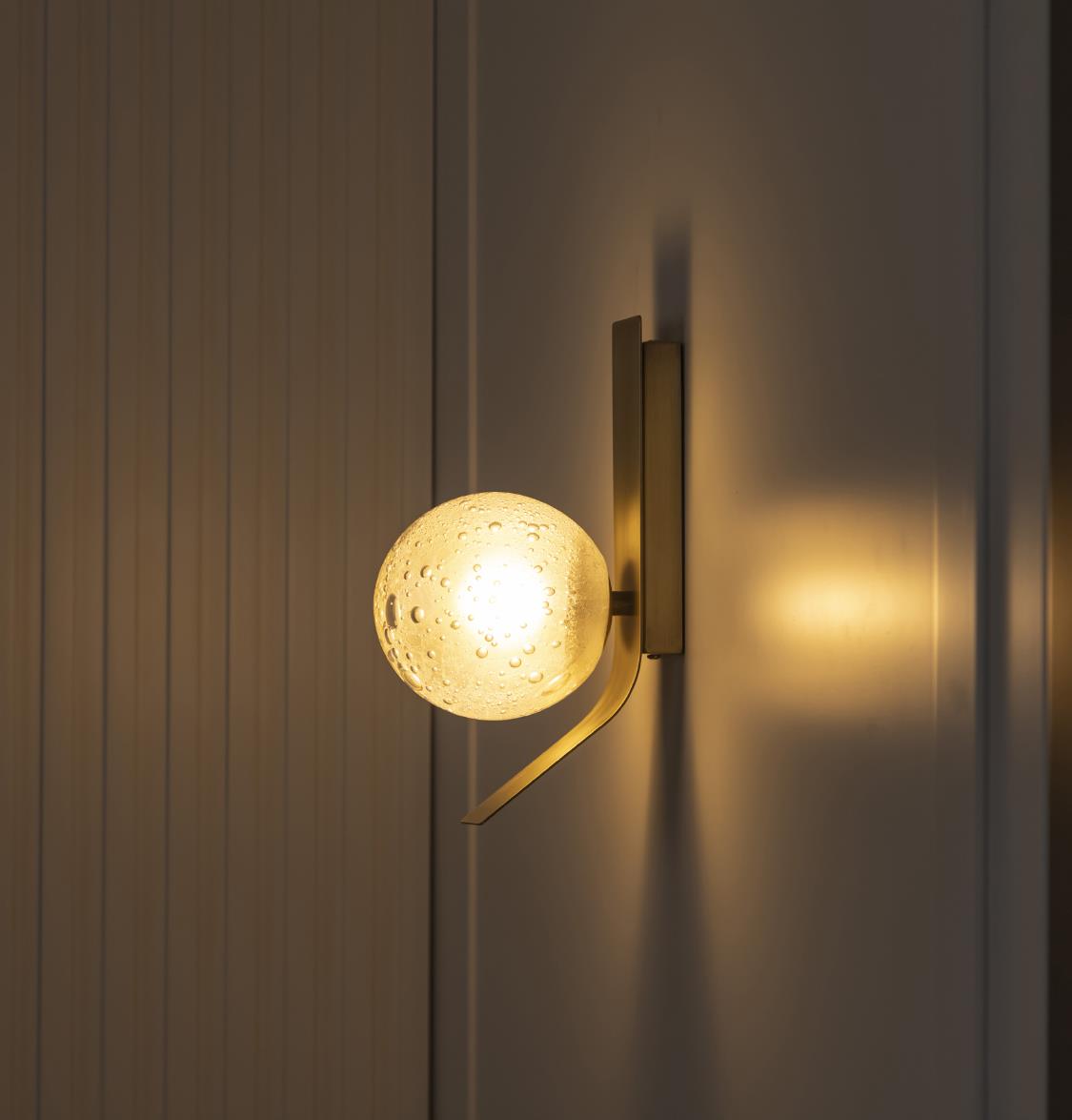 Helsingör Single Bubbly Soft Glass Antique Wall Sconce - Heka Lighting & Trading Limited