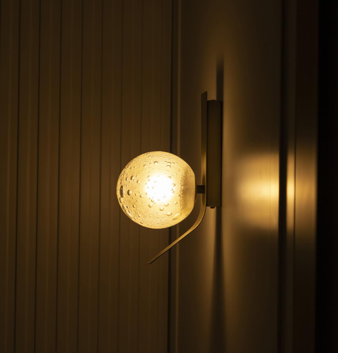 Helsingör Single Bubbly Soft Glass Antique Wall Sconce - Heka Lighting & Trading Limited