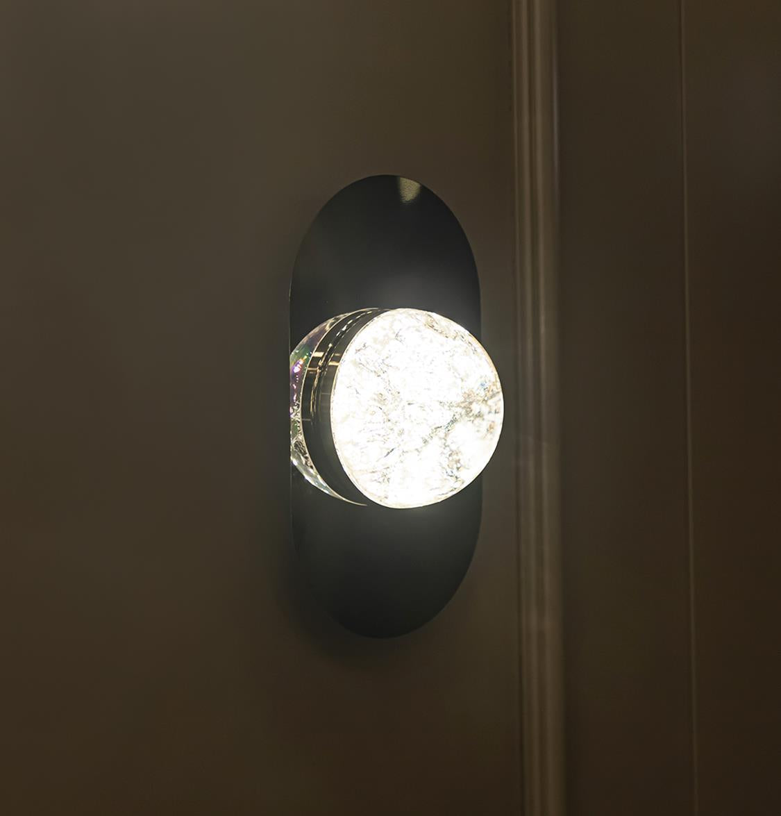 Lima Single Transparent Acrylic Platinum Led Wall Sconce - Heka Lighting & Trading Limited