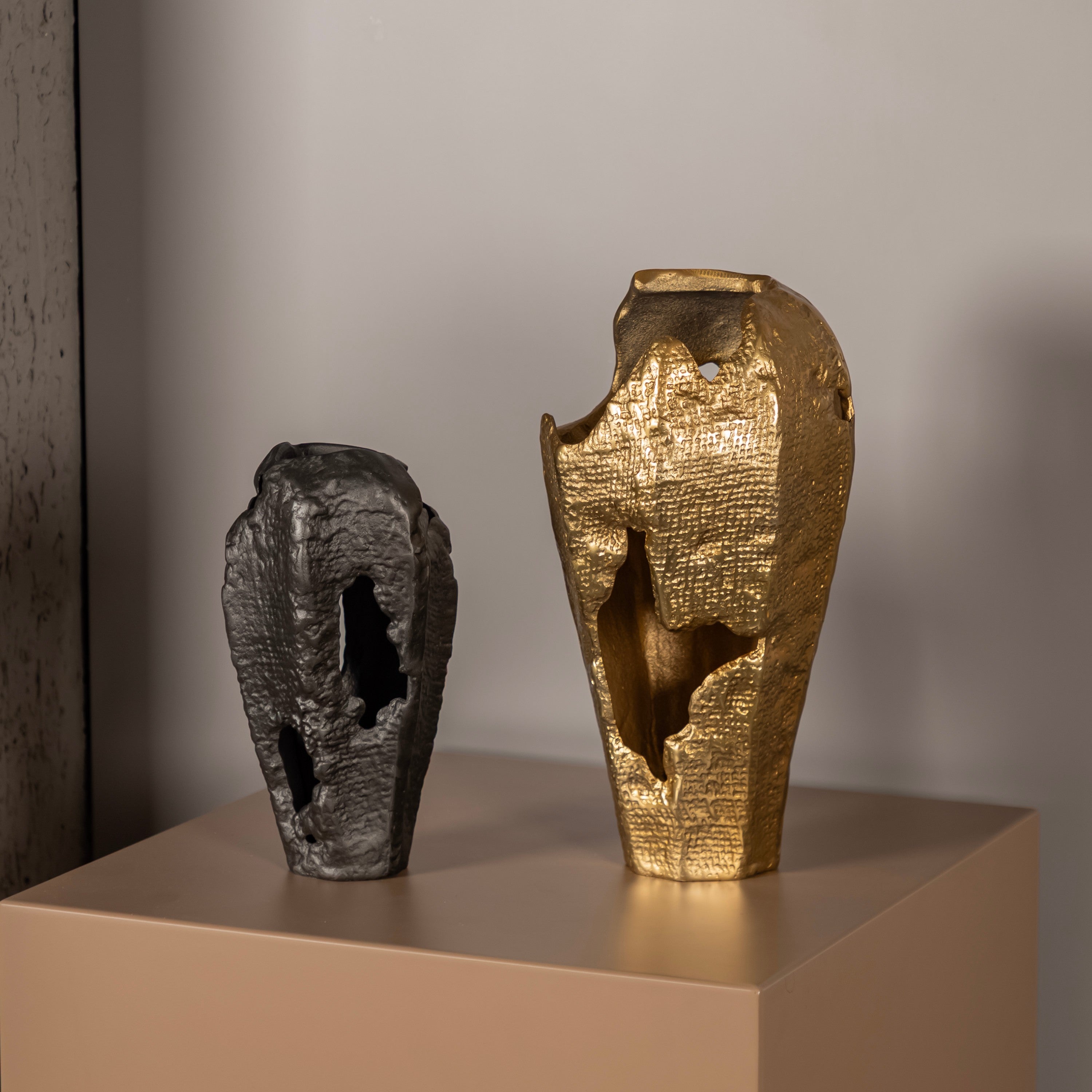 Gradia Metal Gold Long Vase 34 Cm