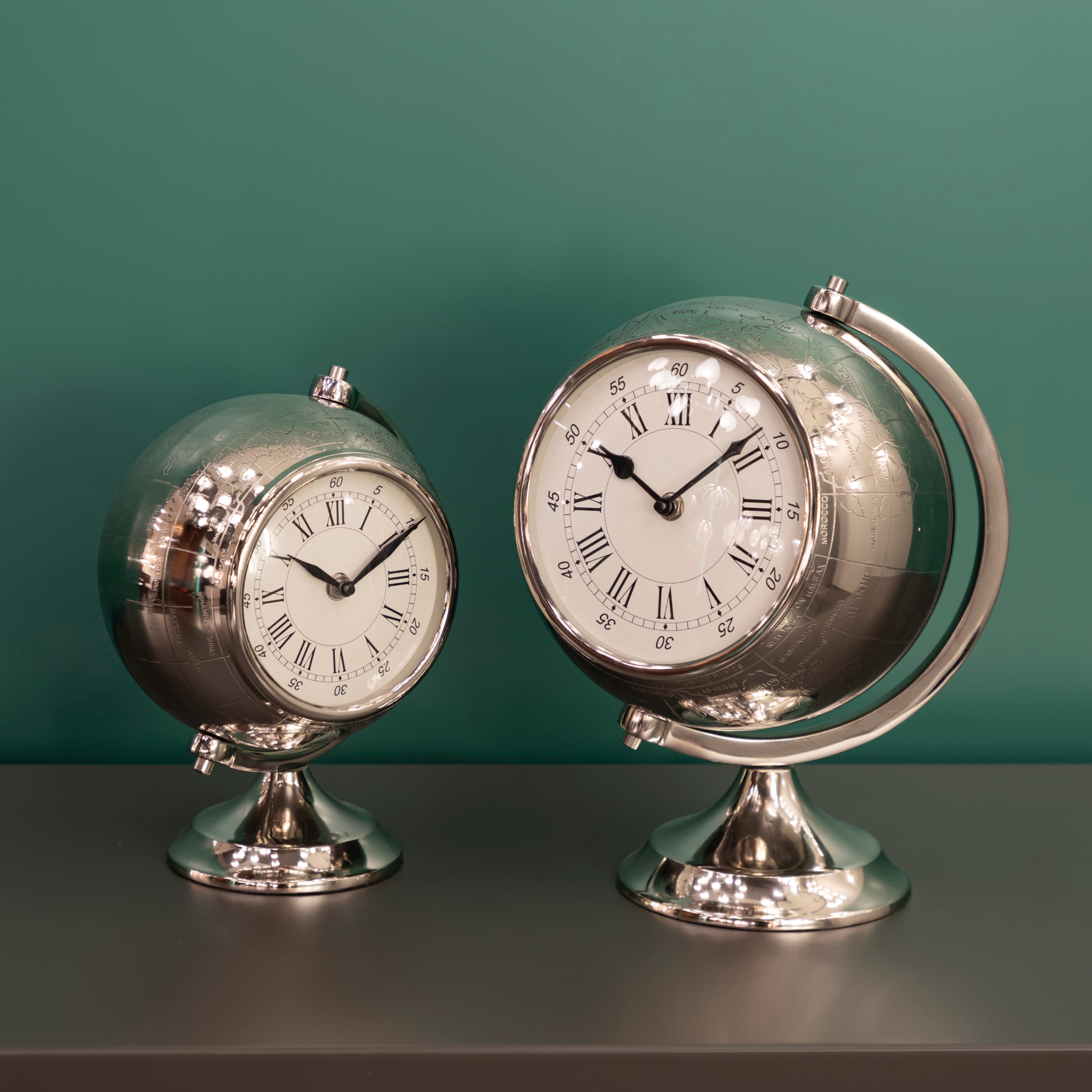 Silver World Clock Small