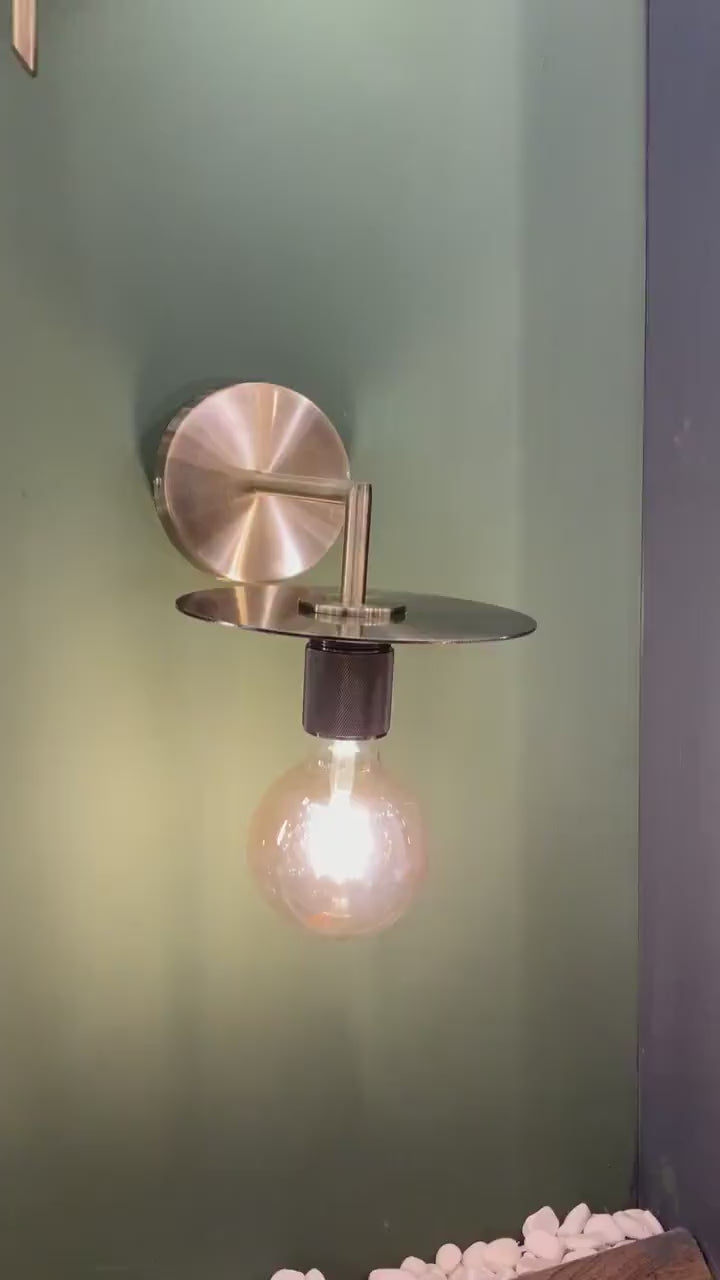 Hanging wall store light fixtures