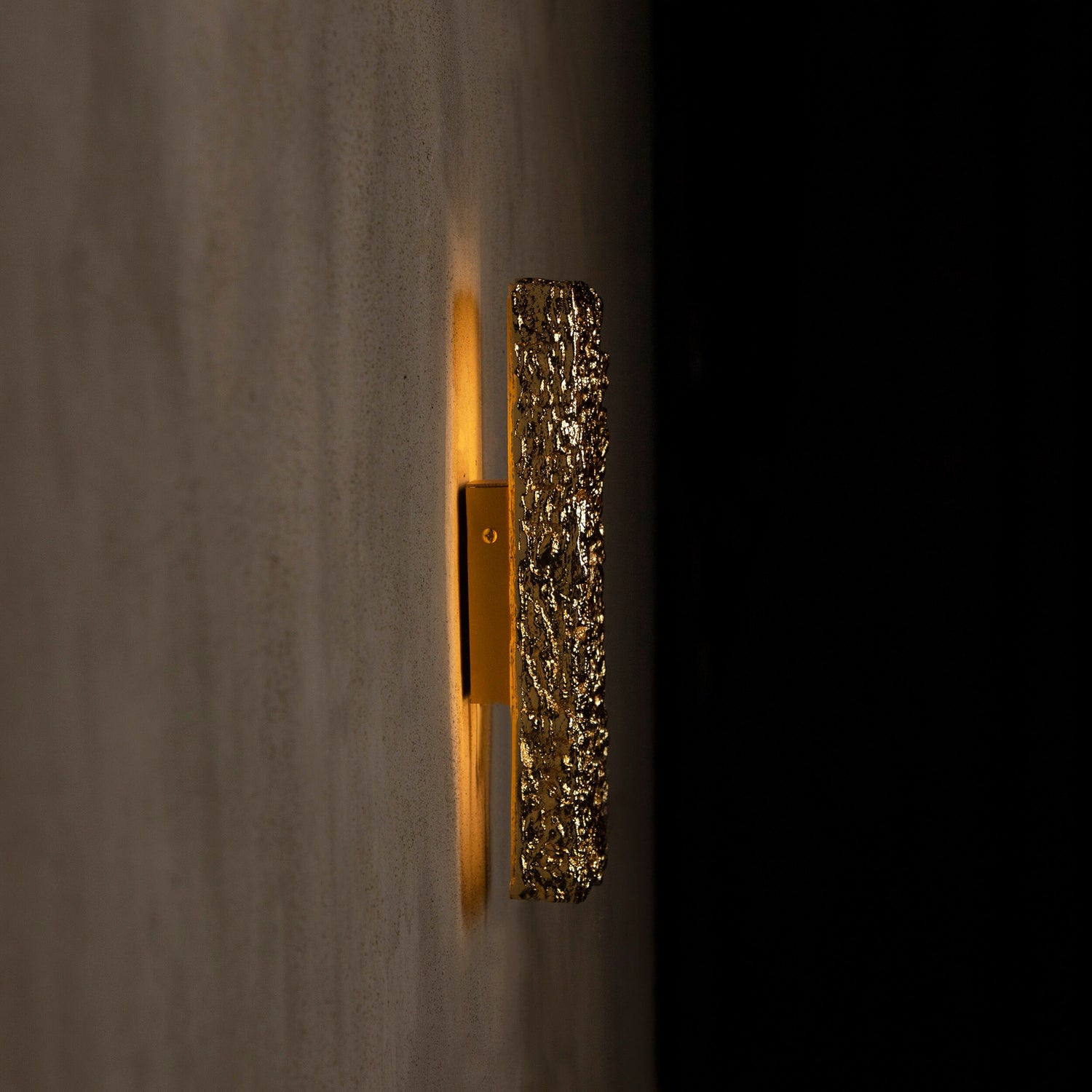 Handmade Gold Rock Bullion Wall Lamp, Mid Century Hanging Sconce, Home Decor Vintage Design Gold Light, Modern Lighting MODEL: SERUR